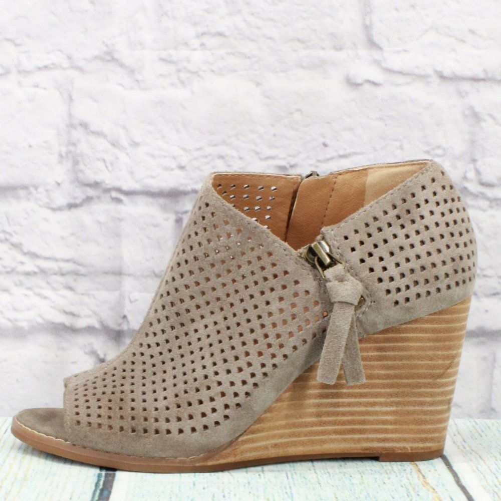 *Lucky Brand Brown Suede Side Zipper Perforated Wedge Heel Sandals Size 8 Inches - Picture 1 of 10